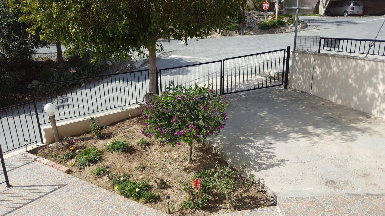 Lazaros Pissouri Apartments ภายนอก รูปภาพ