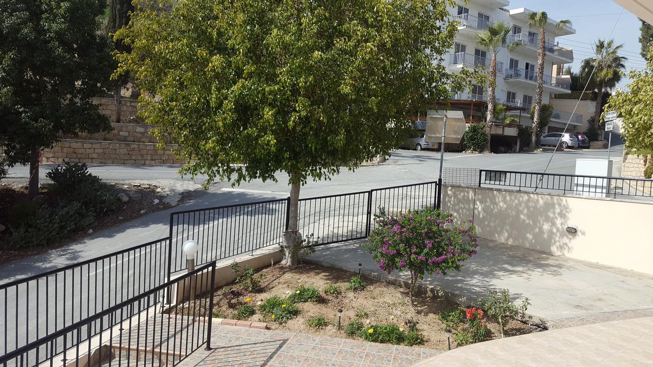 Lazaros Pissouri Apartments ภายนอก รูปภาพ