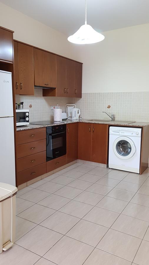 Lazaros Pissouri Apartments ภายนอก รูปภาพ